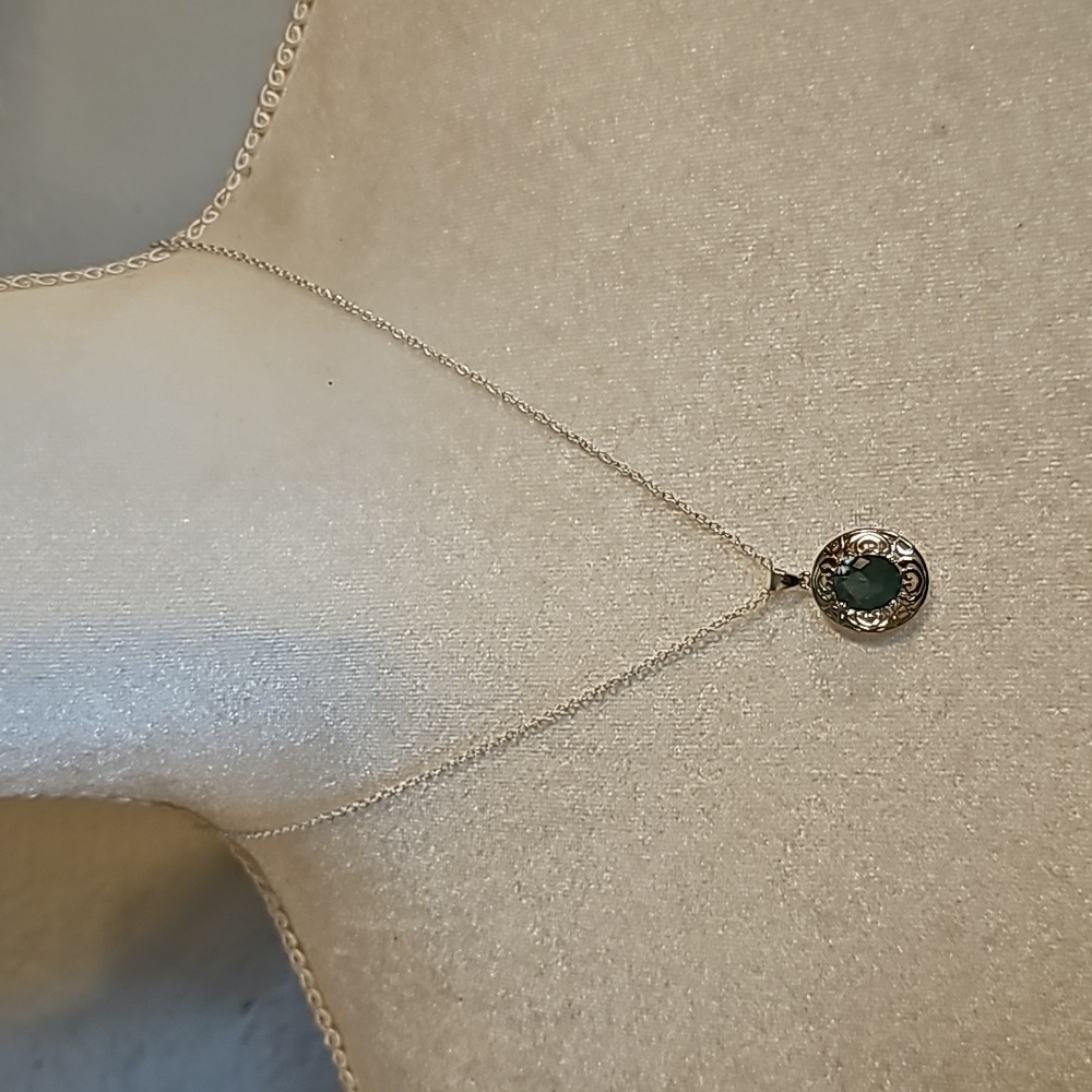 Turquoise Silver Pendant Necklace 18 Inches B15